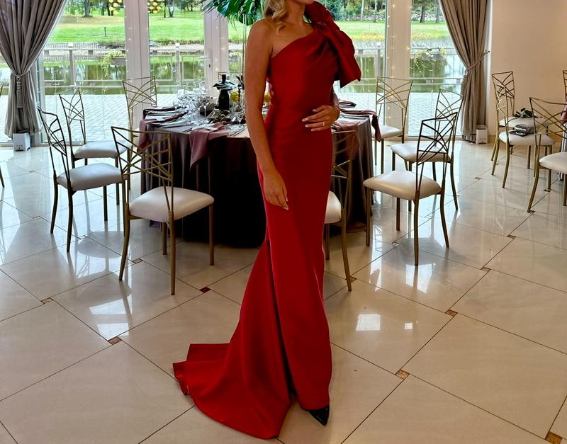 Long red dress
