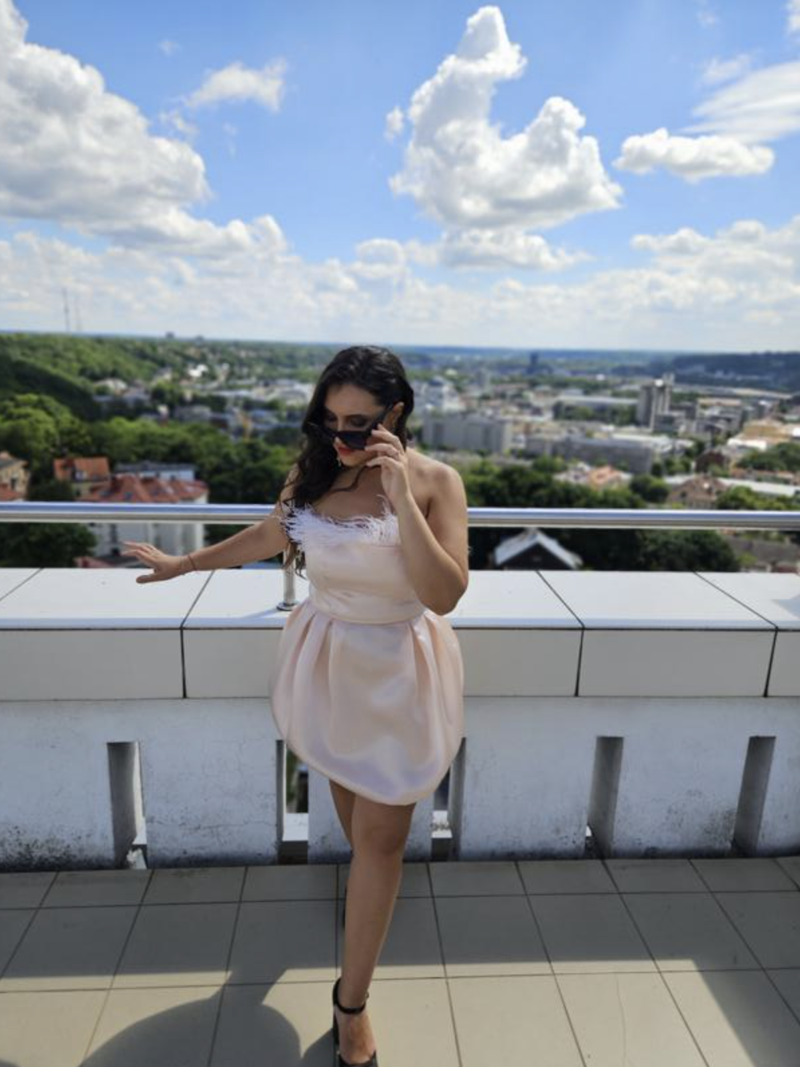 Kokteilinė suknelė